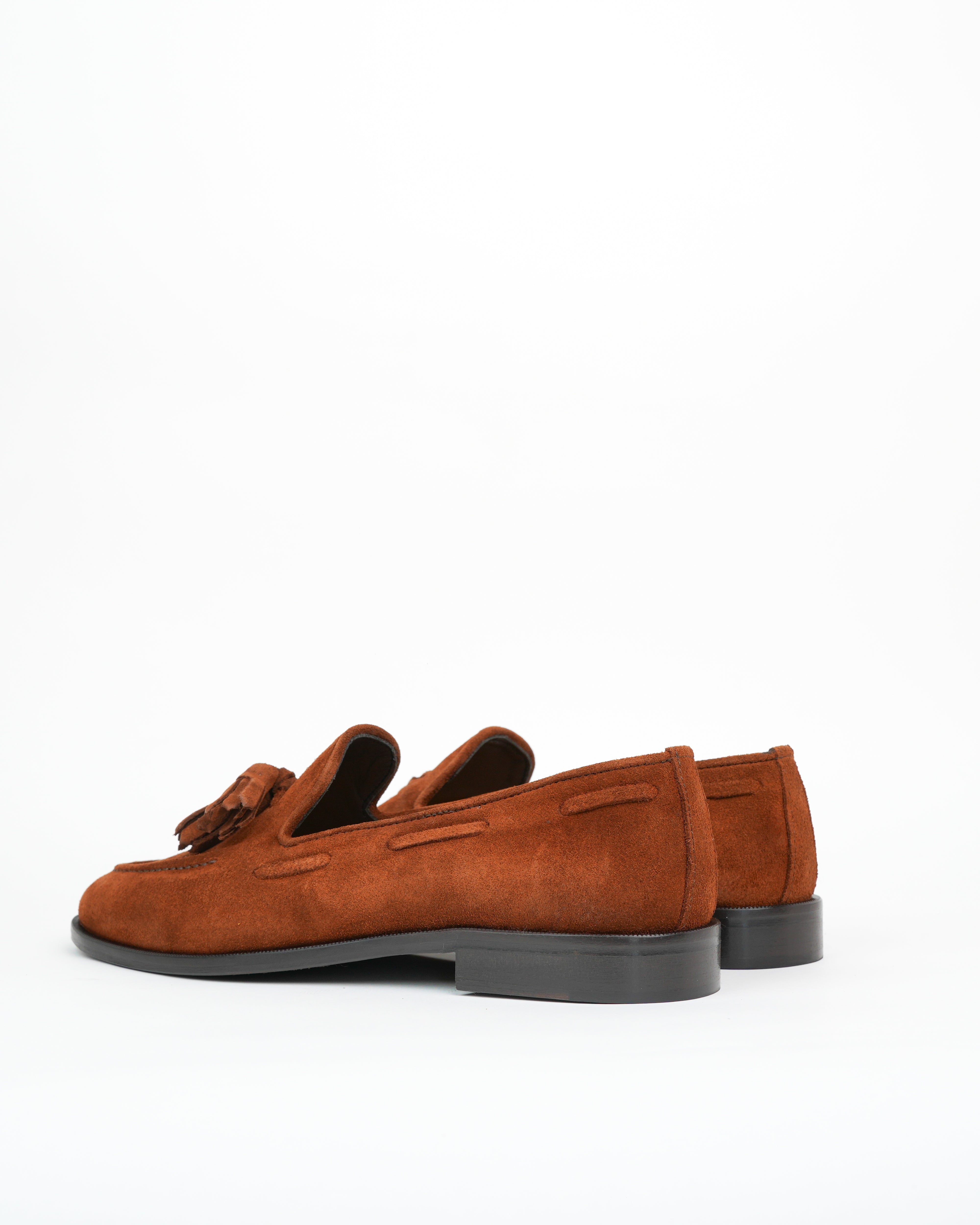 Mocasines con borlas SHALAPI Bari 1.1 para hombre en piel serraje color camel