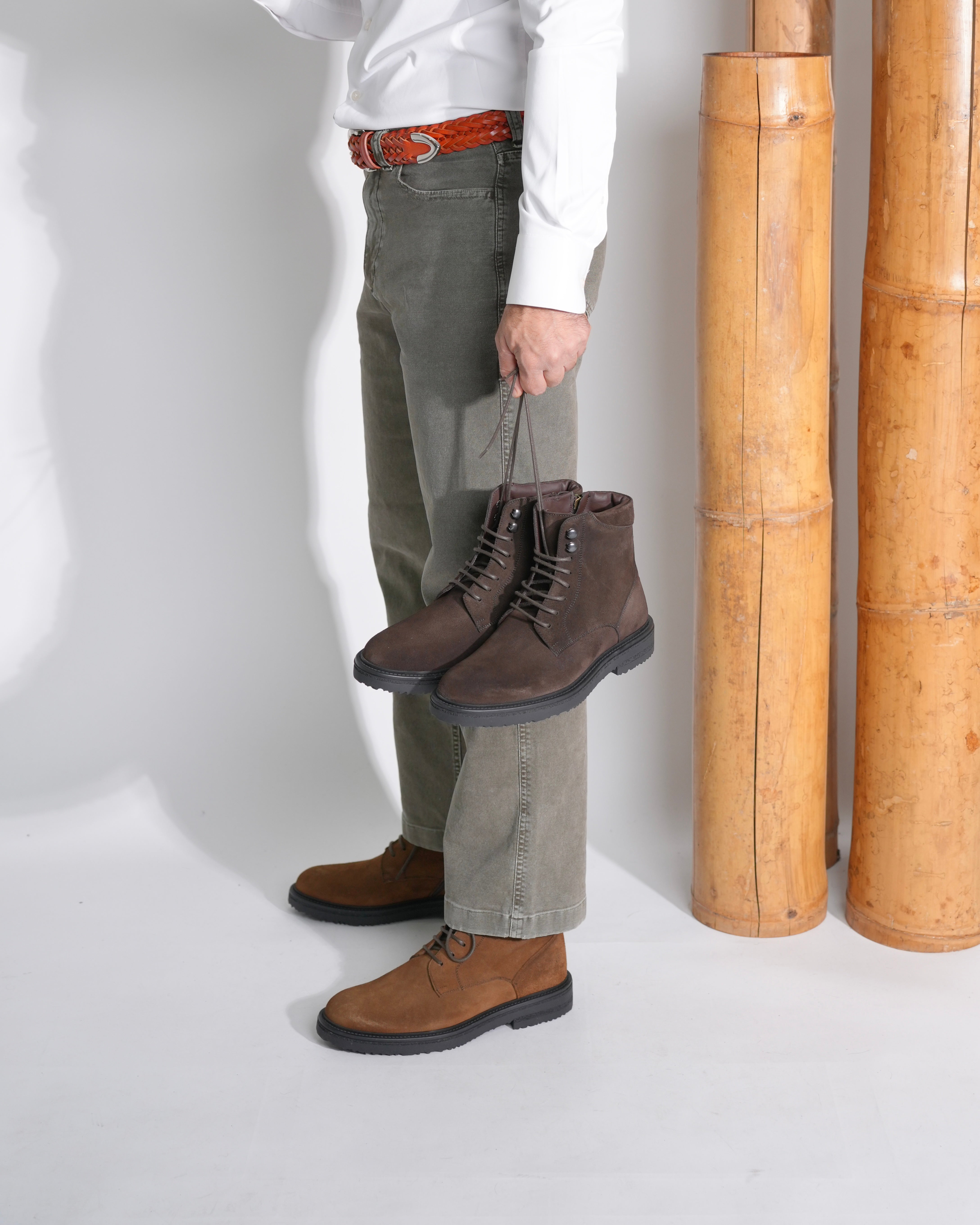 SHALAPI luxury 1.1 plain toe boots in suede leather in Camel