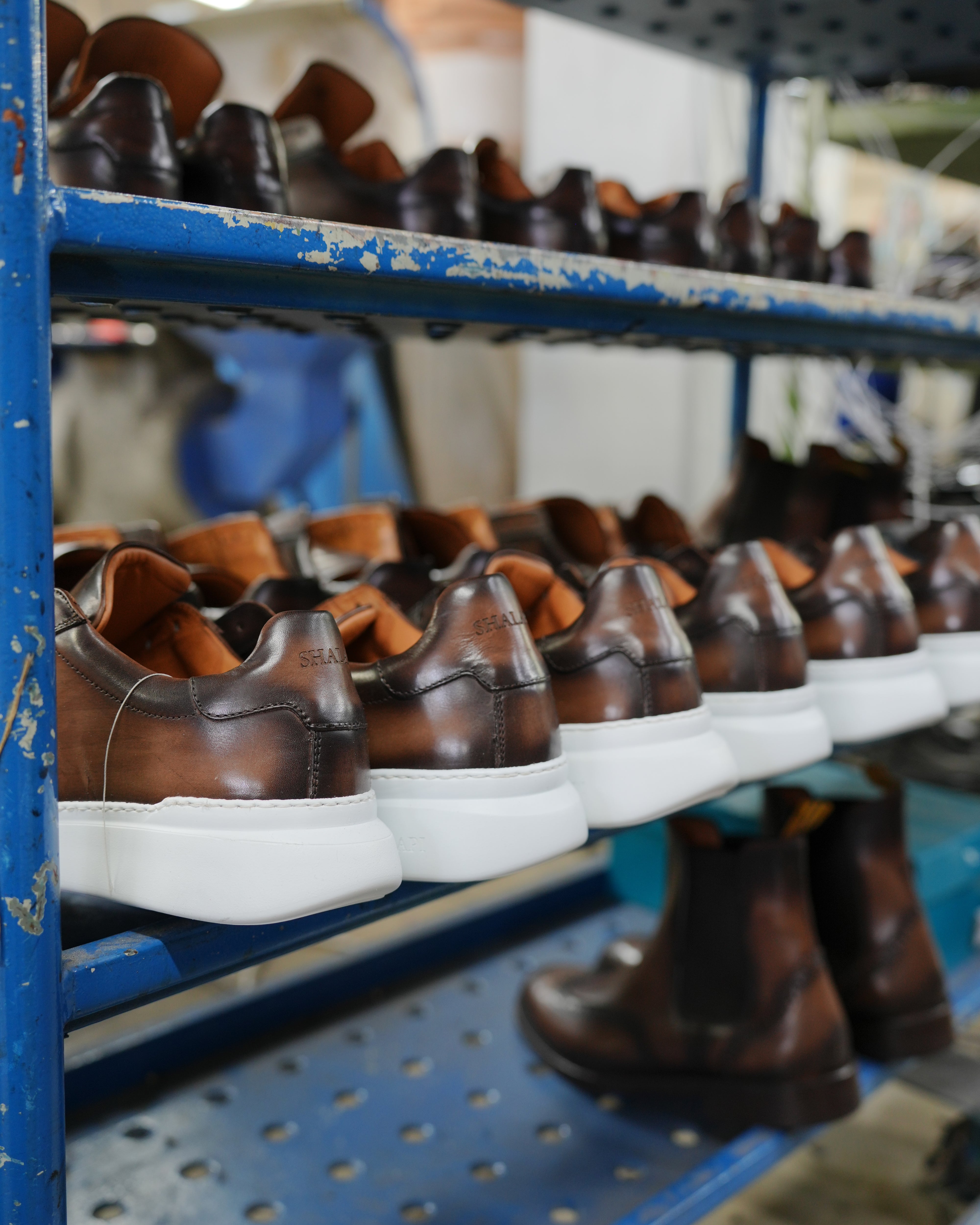 Sneakers di lusso SHALAPI Flaty 1.1 in bianco