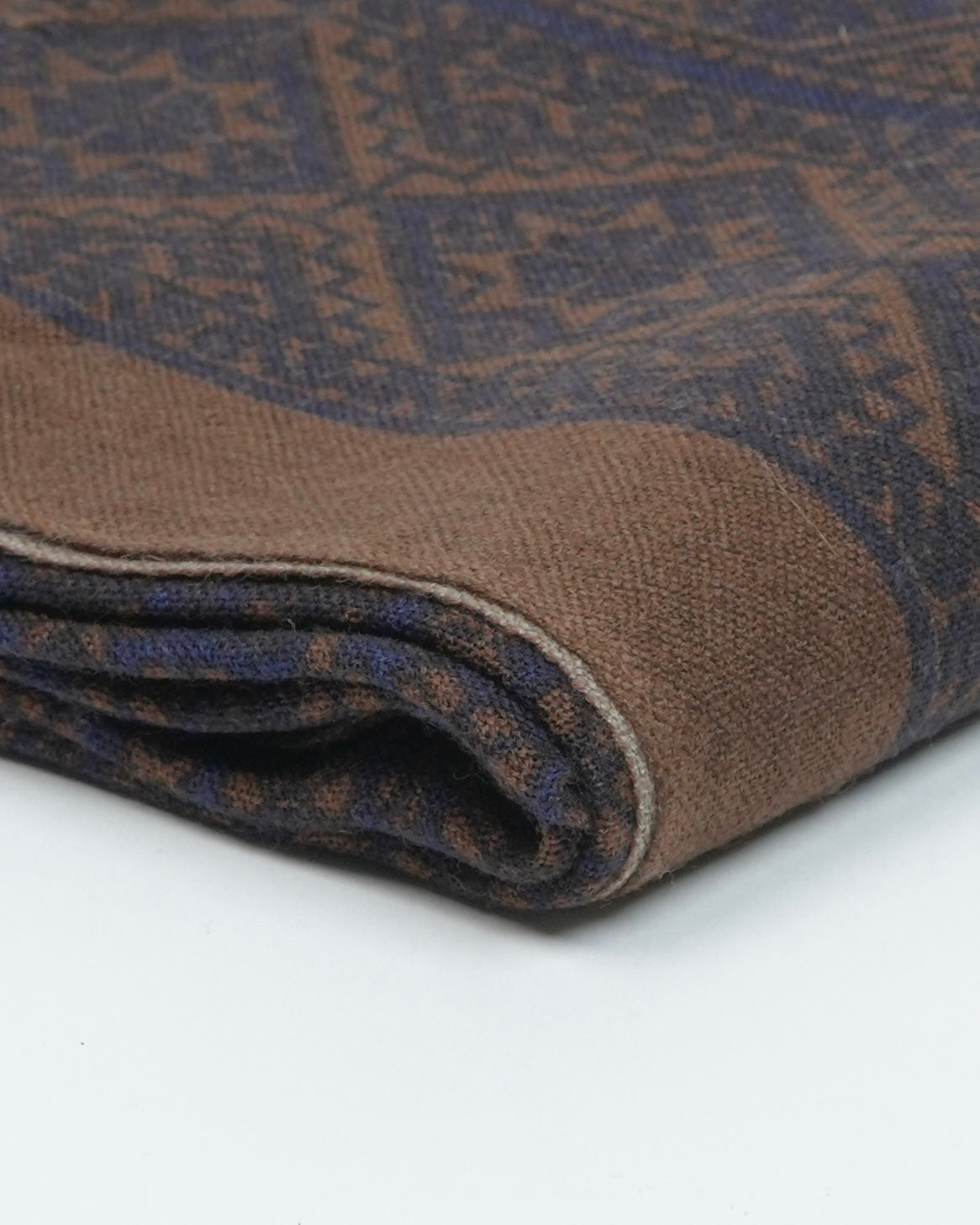 SHALAPI Scarf in 100% WOOL in Navy Blue & brown
