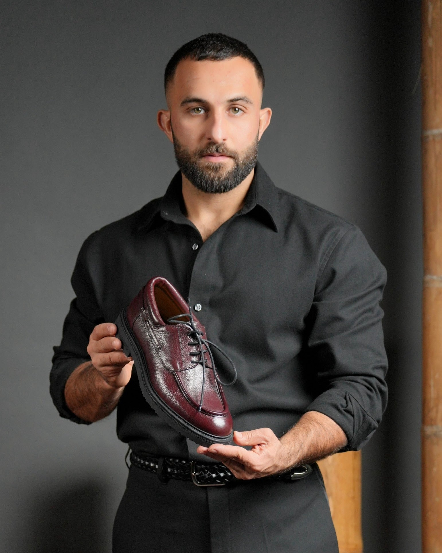 SHALAPI Vomero 1.1 Apron Toe Derby shoes in full grain leather in Burdo