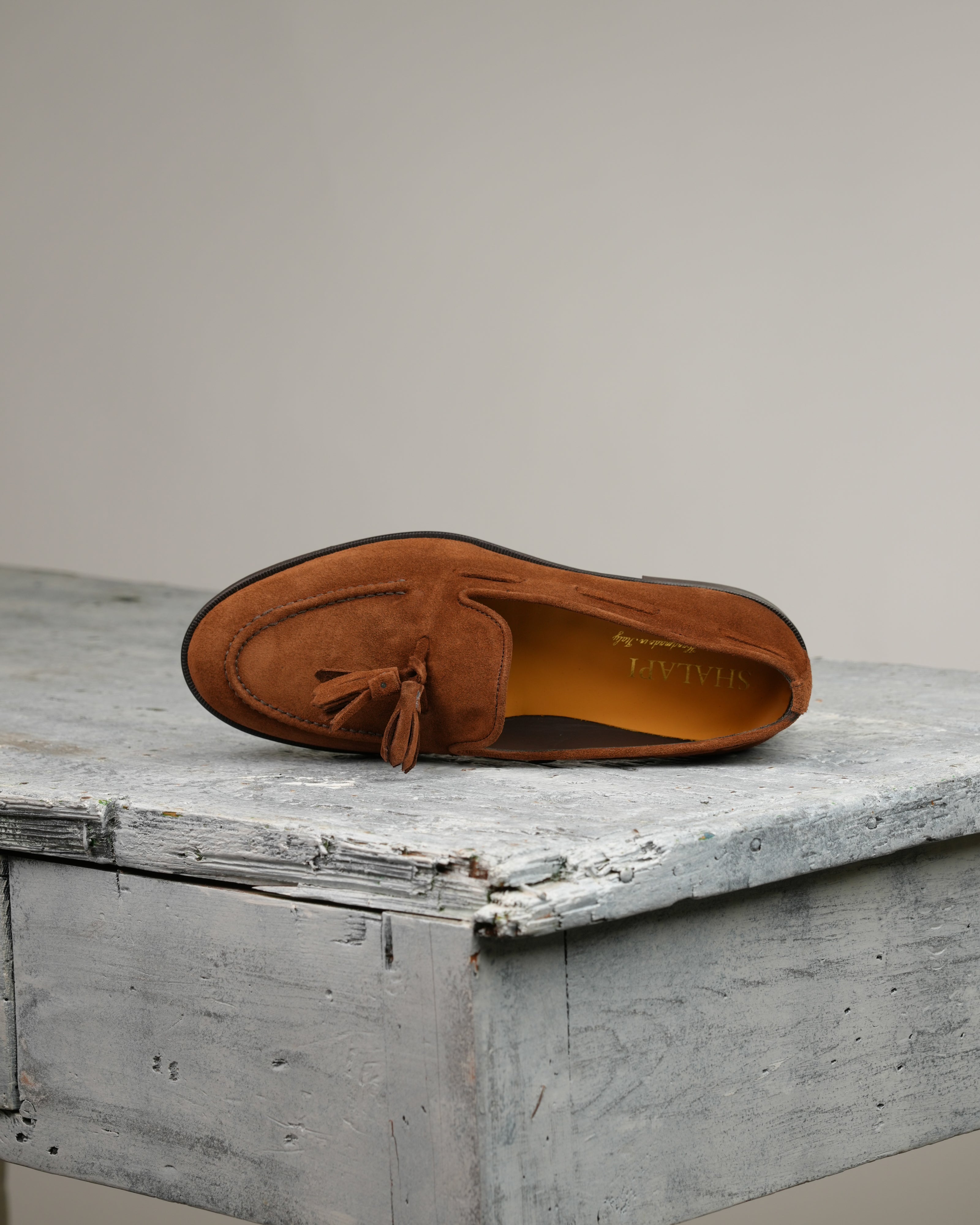 SHALAPI Bari 1.1 tassel loafers for men in suede leather in camel