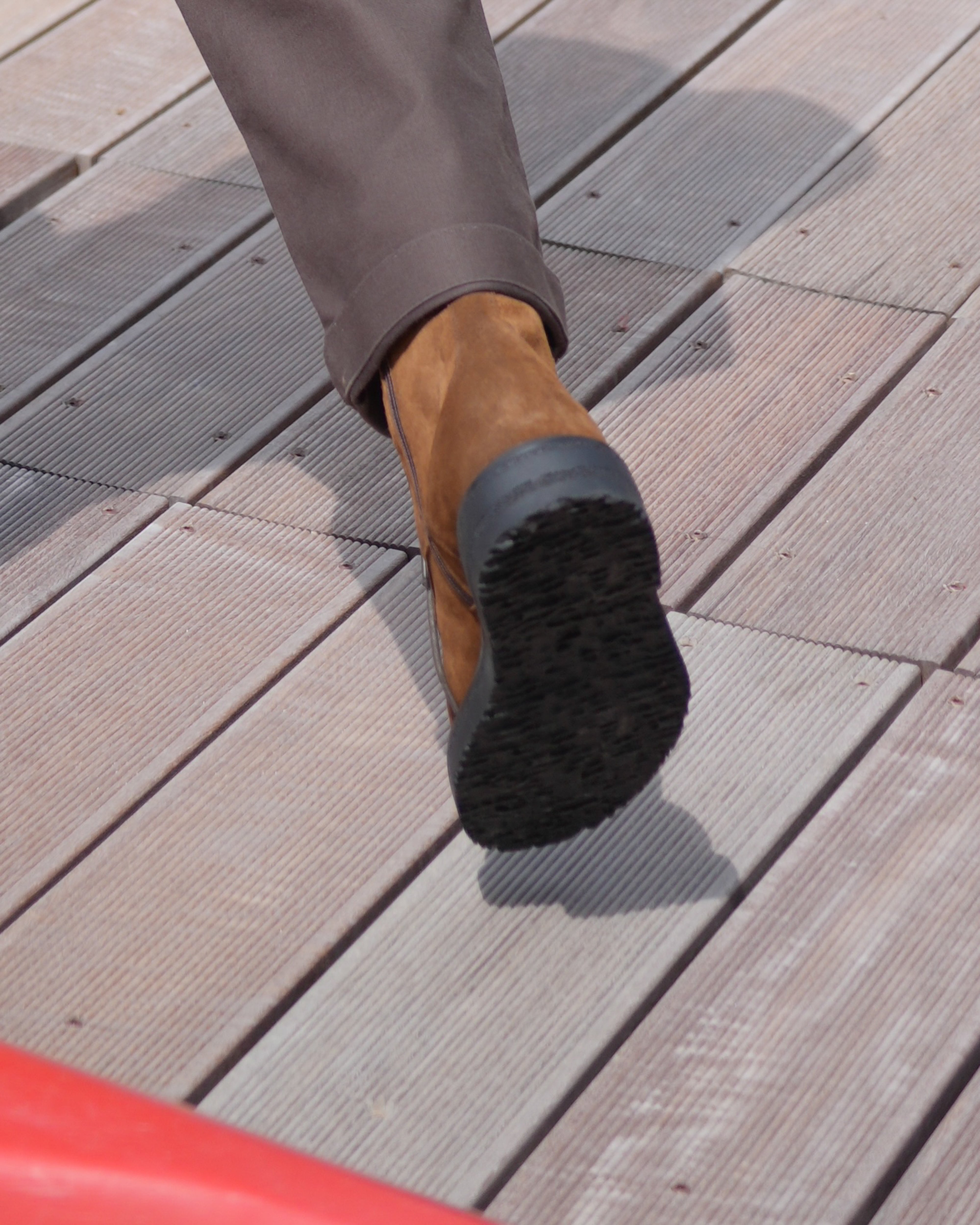 Stivali di lusso SHALAPI Maserati 1.1 in pelle scamosciata color cammello 